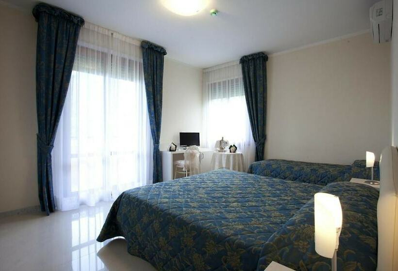 Номер Стандарт, Ristorante Grappolo D Oro