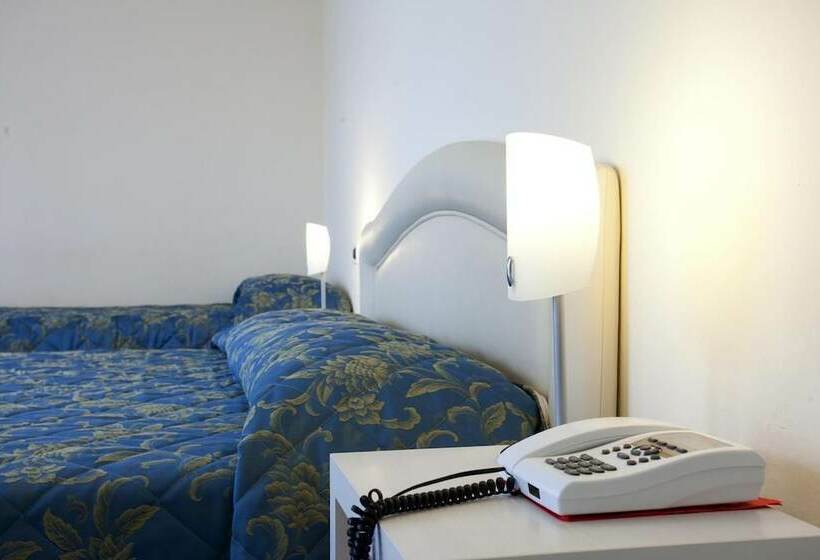 Номер Стандарт, Ristorante Grappolo D Oro