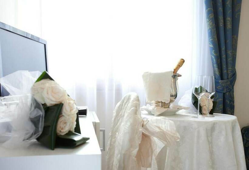 Номер Стандарт, Ristorante Grappolo D Oro