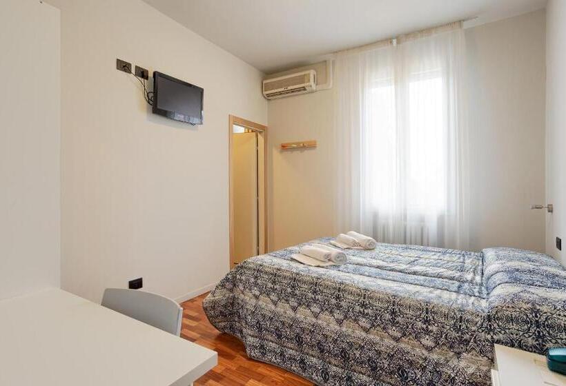 חדר סטנדרט יחיד, Terantiga