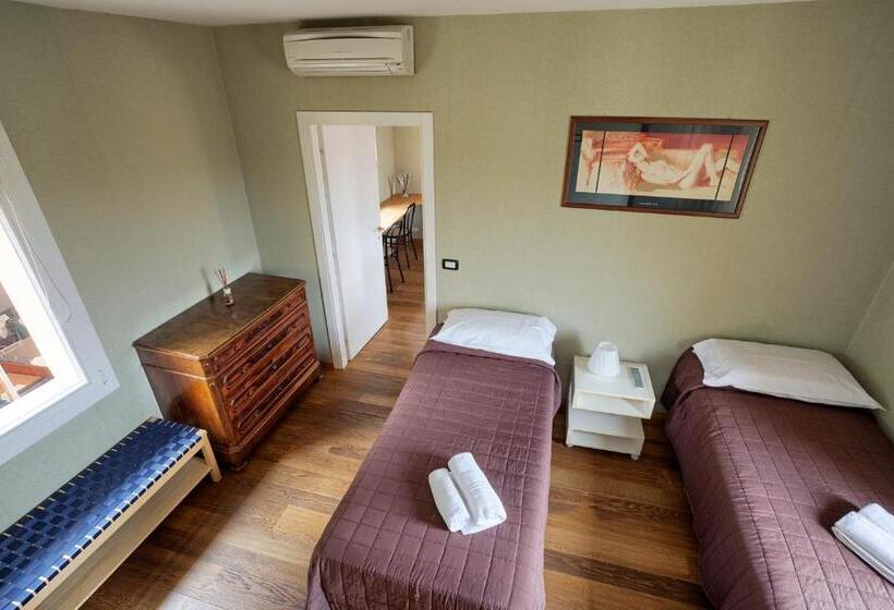 חדר סטנדרט לארבעה, Terantiga