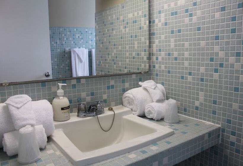 Номер Стандарт 2 Двуспальные Кровати, Motel De L Anse Et Camping Rimouski