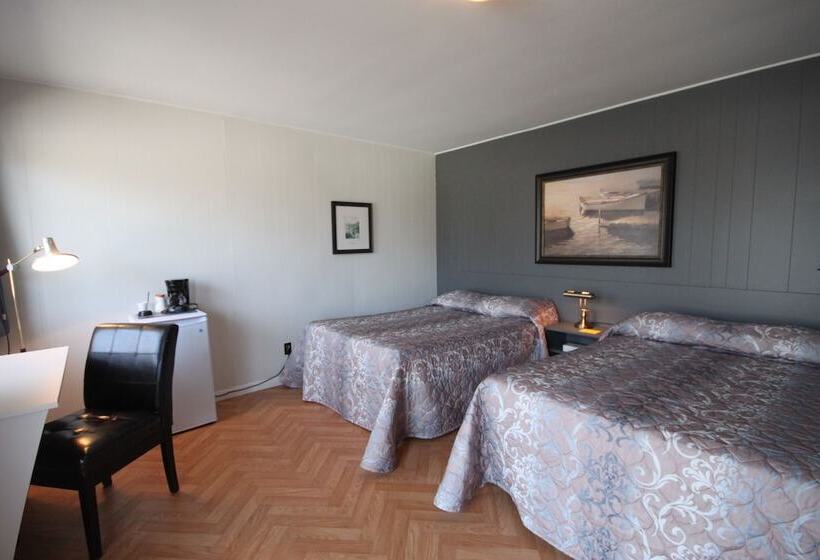 חדר סטנדרט שתי מיטות זוגיות, Motel De L Anse Et Camping Rimouski