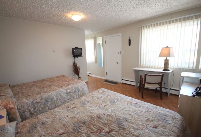 חדר סטנדרט שתי מיטות זוגיות, Motel De L Anse Et Camping Rimouski