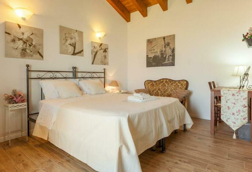 اتاق استاندارد, Mums B And B   Colonnina Elettrica