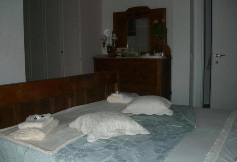 اتاق کلاسیک, Mums B And B   Colonnina Elettrica