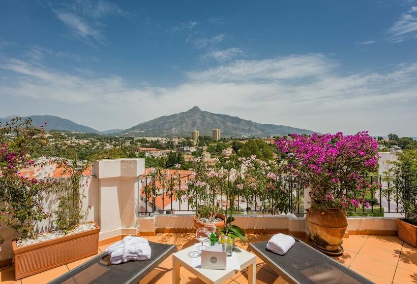 Люкс с Террасой, Molo Luxury Suites Puerto Banus