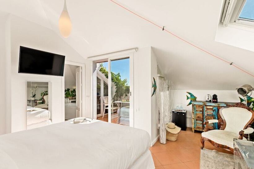 غرفة ديلوكس مزودة بشرفة, Molo Luxury Suites Puerto Banus