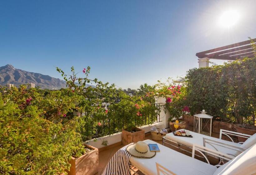 Люкс с Террасой, Molo Luxury Suites Puerto Banus