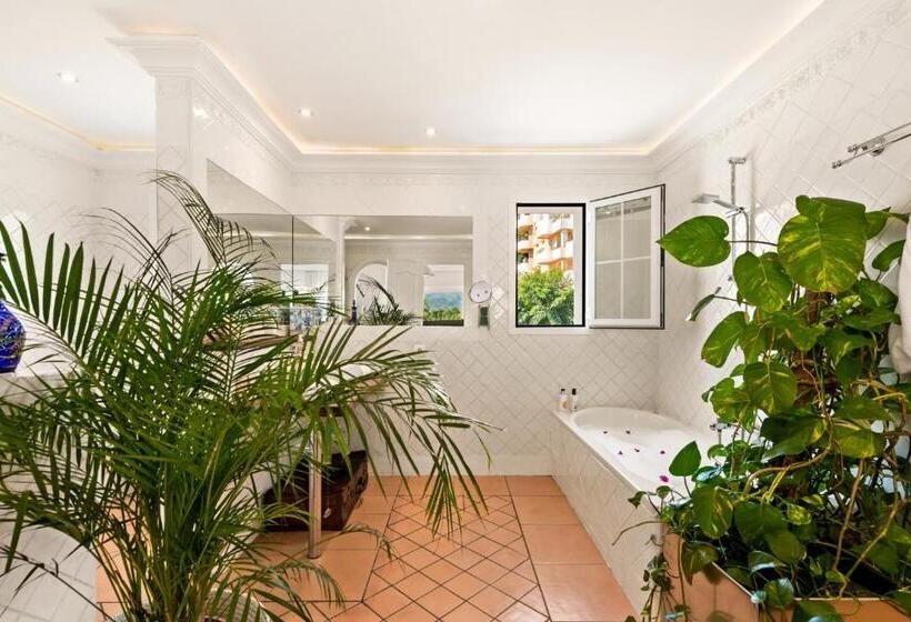 جناح ديلوكس, Molo Luxury Suites Puerto Banus