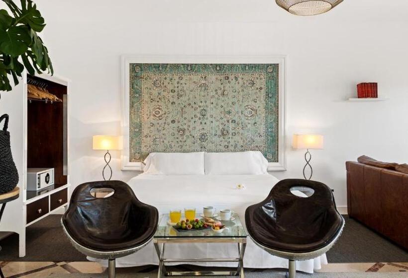 جناح جونيور مزوَّد بتراس, Molo Luxury Suites Puerto Banus
