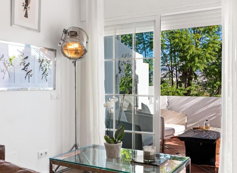 Полулюкс Одноместный с Террасой, Molo Luxury Suites Puerto Banus