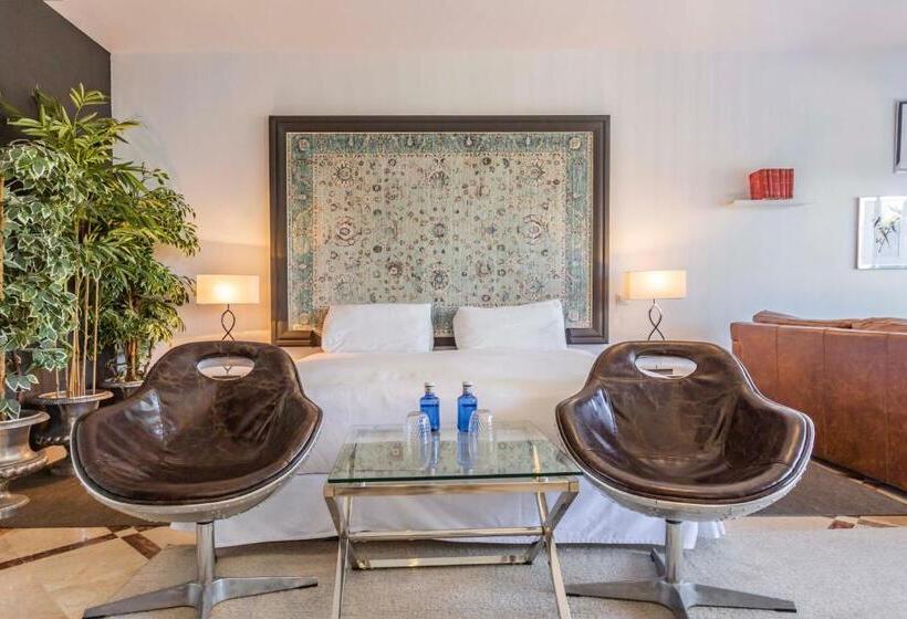 جناح جونيور مزوَّد بتراس, Molo Luxury Suites Puerto Banus