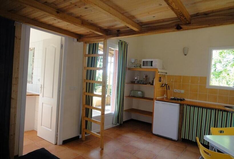 标准工作室, Le Maquis Plage