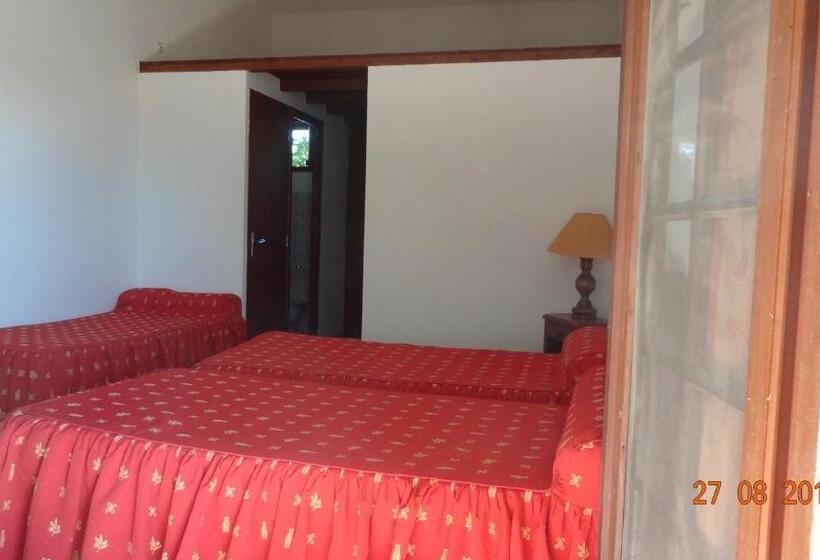 Трехместный Номер Стандарт Вид на Сад, Auberge De La Fadaise