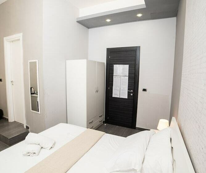 اتاق راحتی, B&b Paradise