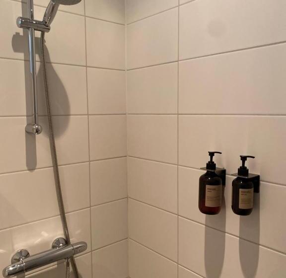 스탠다드 룸 킹사이즈 침대, Buitenplaats De Luwte