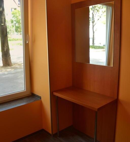 스탠다드 룸 공동 욕실, Do Step Inn Central   Self Service Hostel