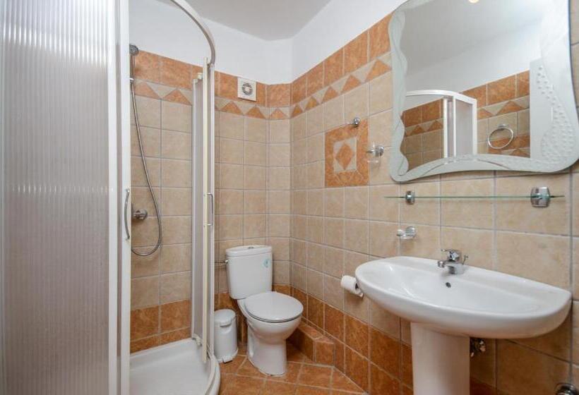 스탠다드 스튜디오, Agnadi