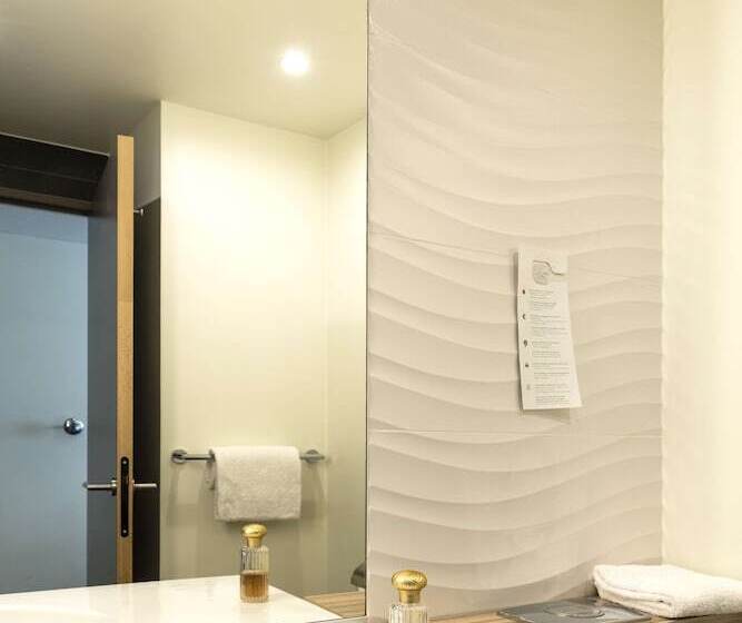 اتاق استاندارد, Campanile Le Mans Centre  Gare