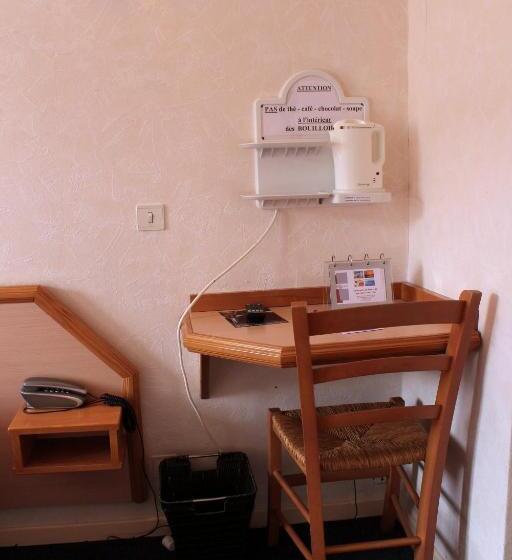 Номер Стандарт, Hôtel Evian Express Terminus