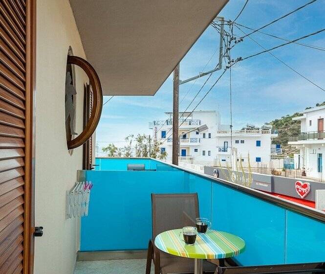 Номер Стандарт Вид на Горы, Minos Boutique