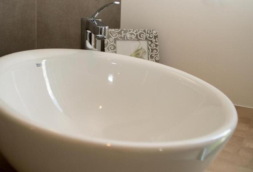 غرفة ديلوكس مزودة بشرفة, Villa Lascaux, Maison D Hôtes