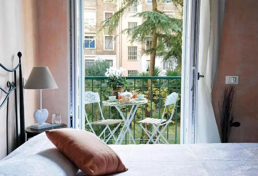 اتاق استاندارد با بالکن و چشمانداز باغ, Sweet Dreams In St Peter B&b
