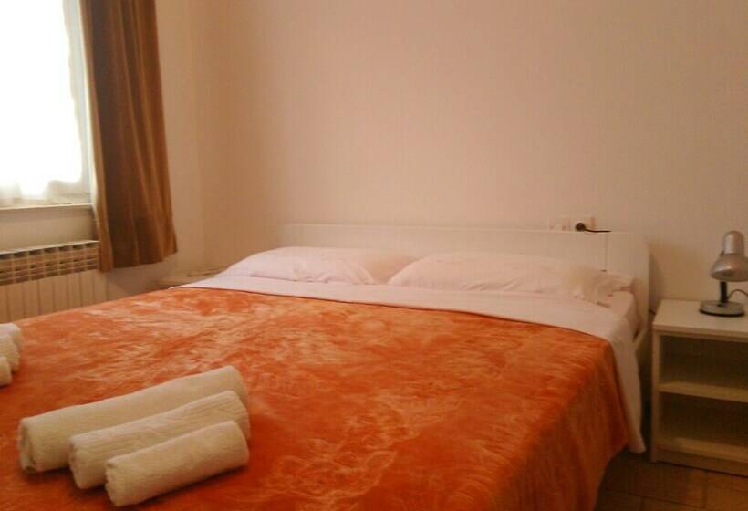 اتاق استاندارد, Domus Damar