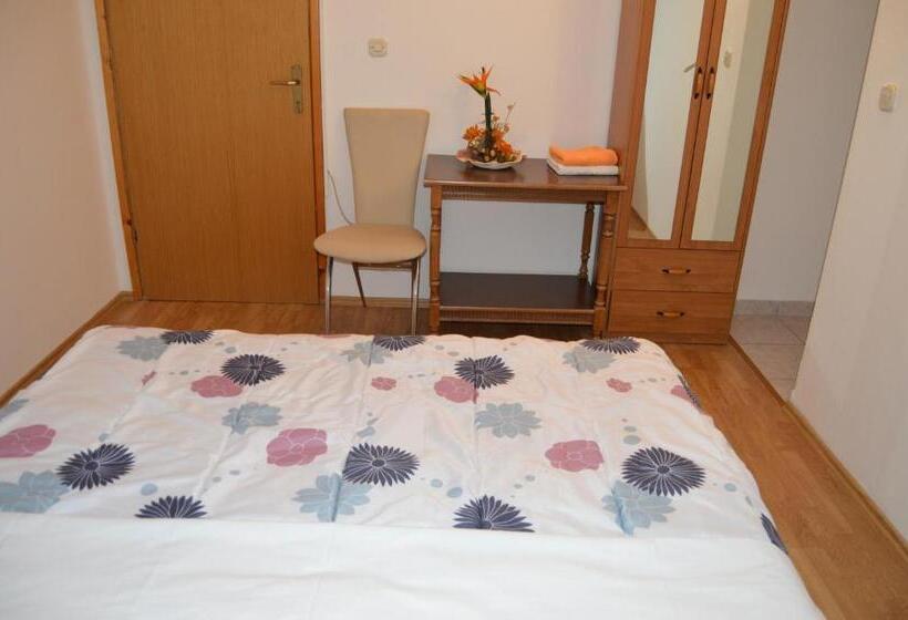 اتاق استاندارد یک نفره, Pansion Modana Medjugorje