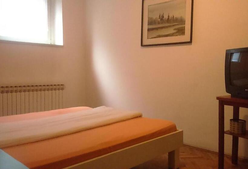 آپارتمان راحتی 1 خوابه, Hostel Balkan Han