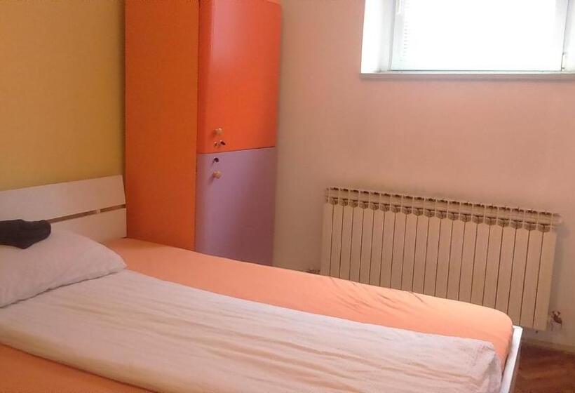 آپارتمان راحتی 1 خوابه, Hostel Balkan Han