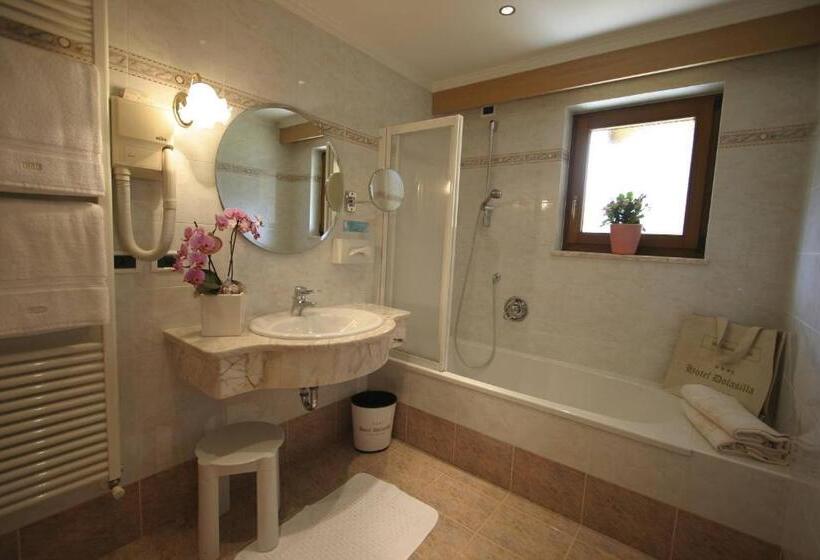 סוויטה, Dolasilla Mountain Panoramic Wellness