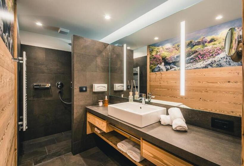 חדר סופריור, Dolasilla Mountain Panoramic Wellness