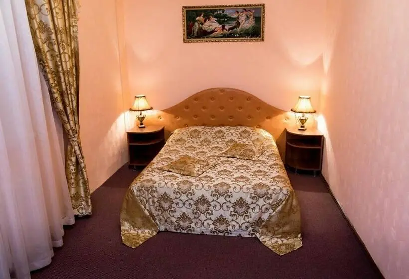 اتاق استاندارد یک نفره, Dvoryanskaya