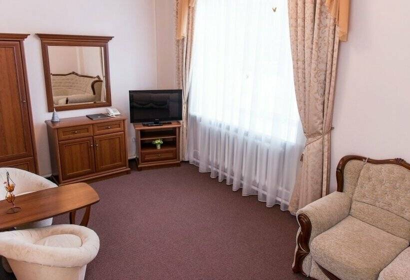 سوییت, Dvoryanskaya