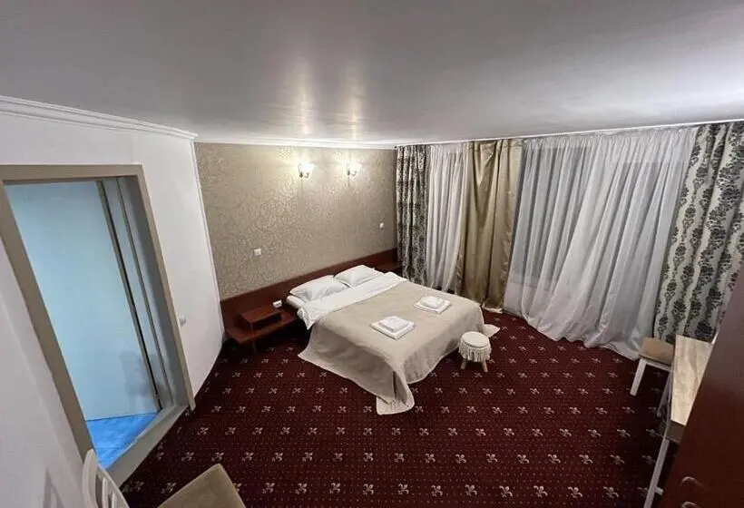 Standard Room, Pensiunea Crescent Predeal