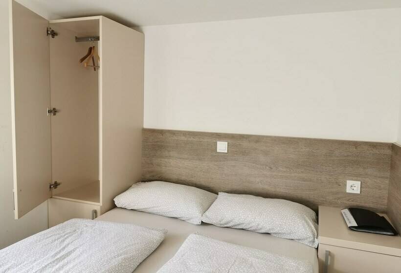 اتاق استاندارد, Rooms Ambrožič
