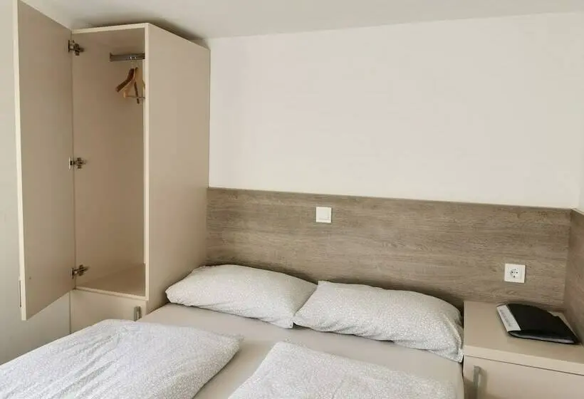 اتاق استاندارد, Rooms Ambrožič
