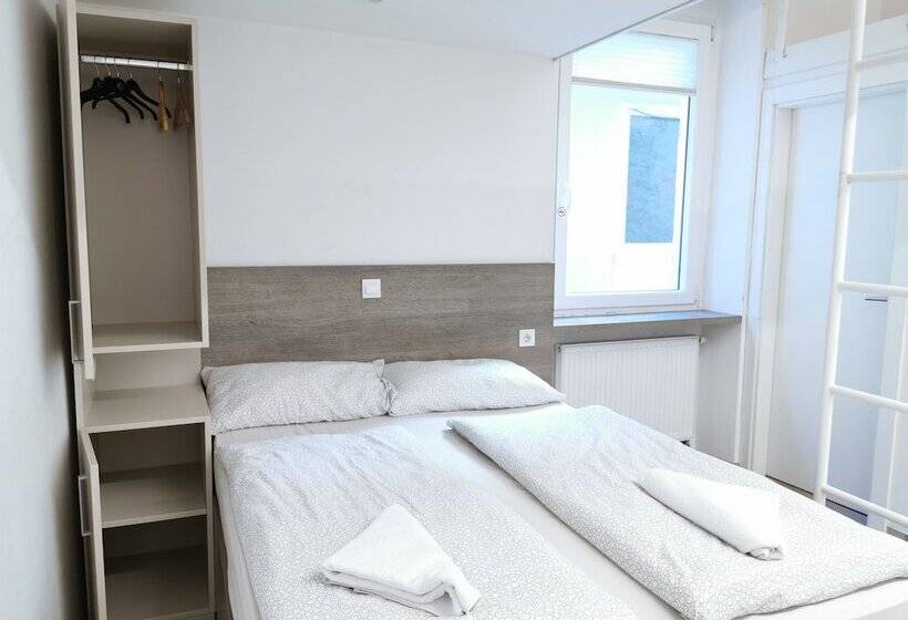 اتاق استاندارد چهار تخته, Rooms Ambrožič