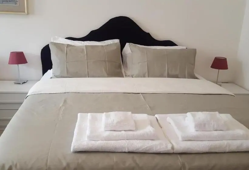 آپارتمان 2 خوابه با بالکن, B&b Amaverona