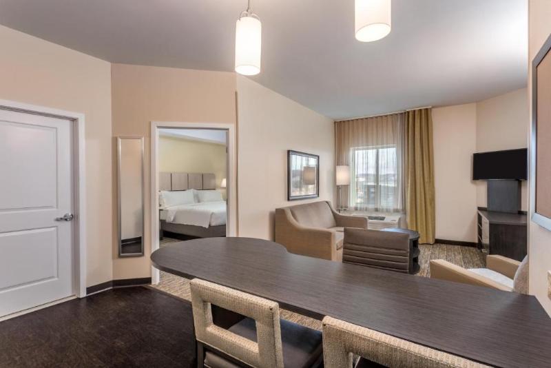 جناح, Candlewood Suites Bethlehem South, An Ihg