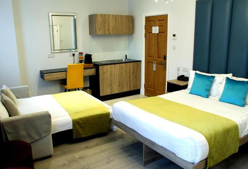 Family Suite, 1 Craven Hill Gardens