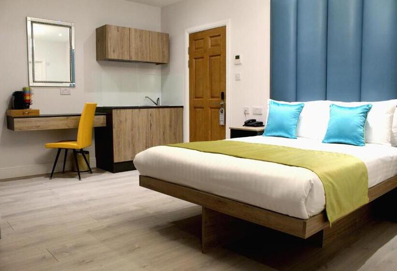 Family Suite, 1 Craven Hill Gardens