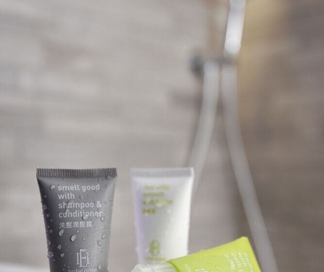 اتاق لوکس, Ease Tsuen Wan