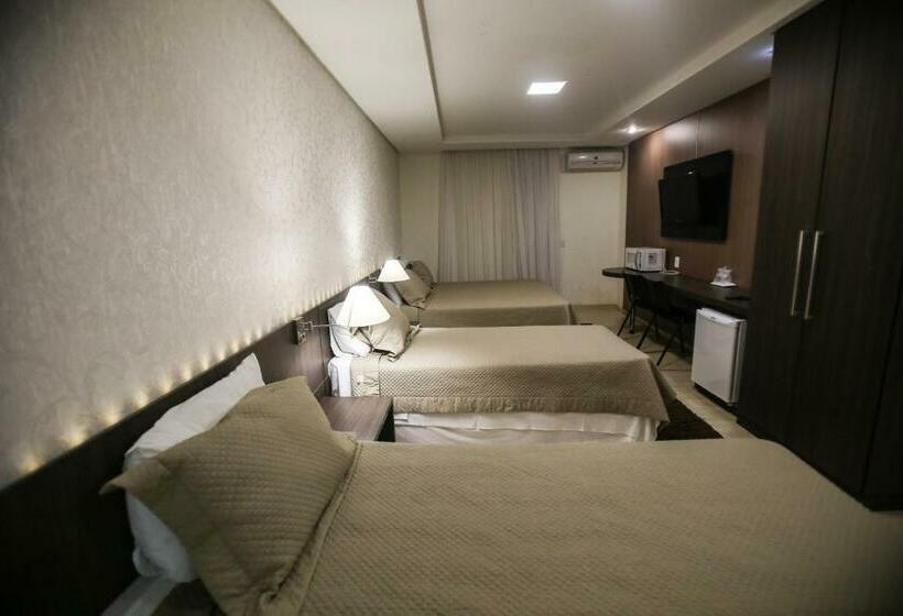 חדר דלוקס לארבעה, Gontijo Inn