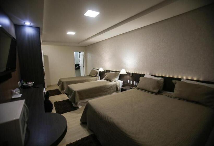 חדר דלוקס לארבעה, Gontijo Inn