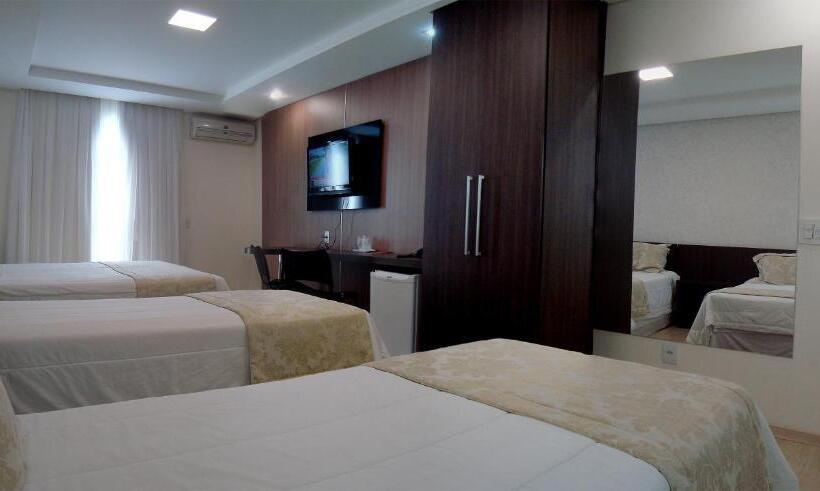 חדר דלוקס לארבעה, Gontijo Inn