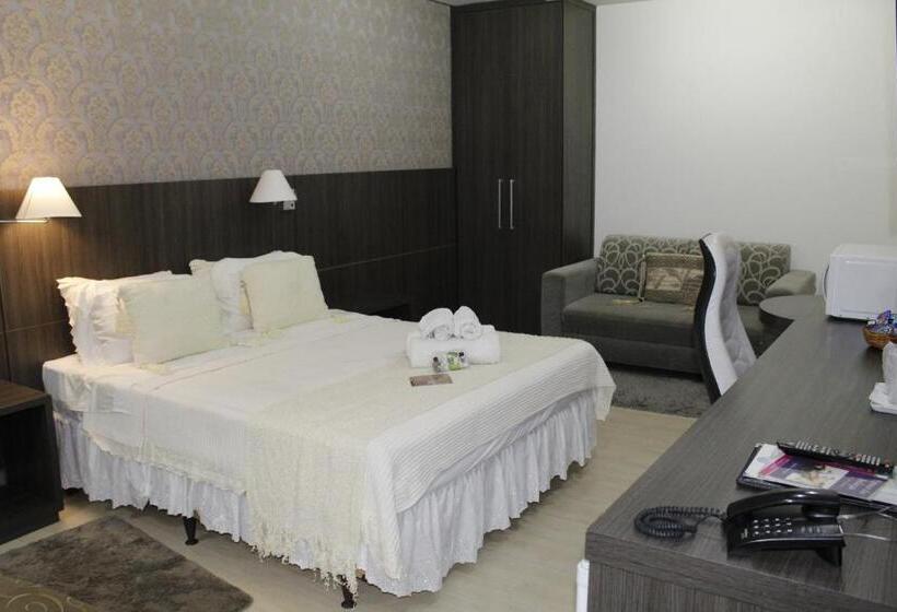 סוויטה דלוקס, Gontijo Inn