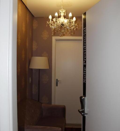 סוויטה נשיאותית, Gontijo Inn